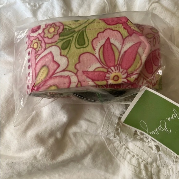 SOLD Set of 2 Vera Bradley Belts- new! - Picture 3 of 9